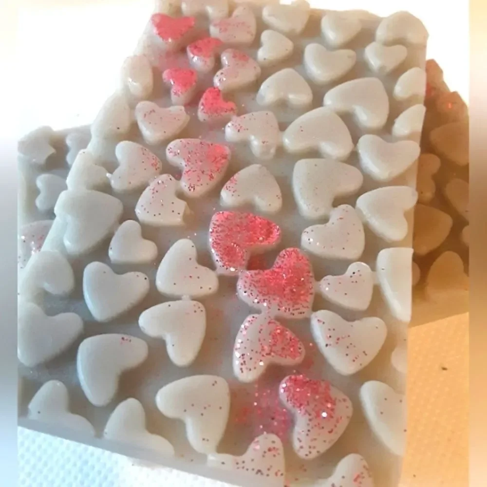 Hand Crafted Brand new Over Love waxmelt glitter bar 1pc buy1 get 2 freemixnmatc